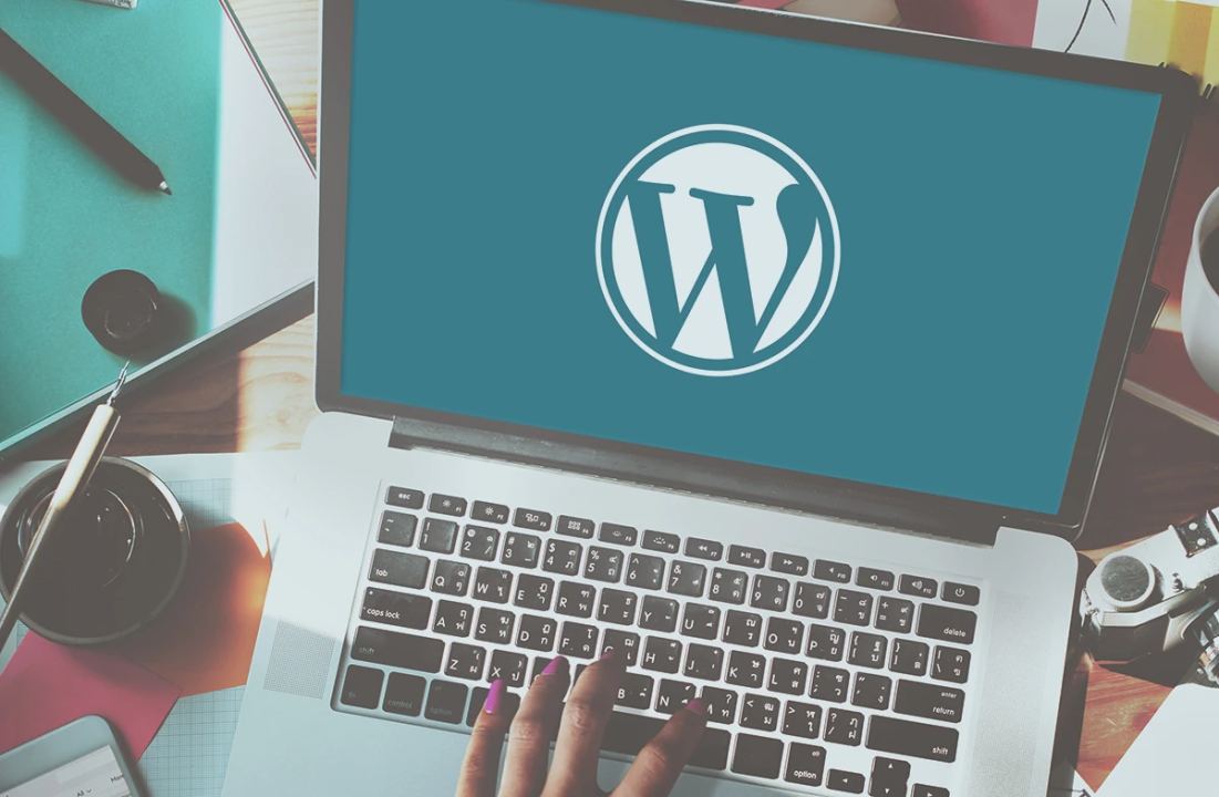 WordPress-dashboard met overzicht van beheeropties en statistieken